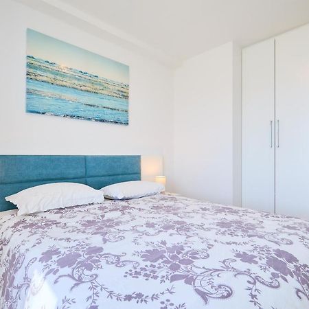 Stiga 4 - New 2 Bedroom Apartment Babino Polje Esterno foto
