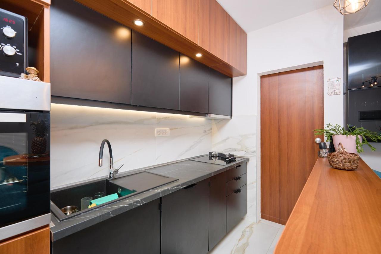 Stiga 4 - New 2 Bedroom Apartment Babino Polje Esterno foto